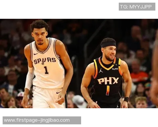 德文布克领衔太阳队崛起新篇章展现篮球天赋与领导力